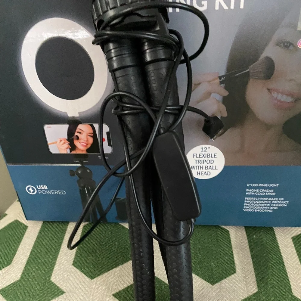 Vivitar; Vlogging Kit, complete, original box, like new